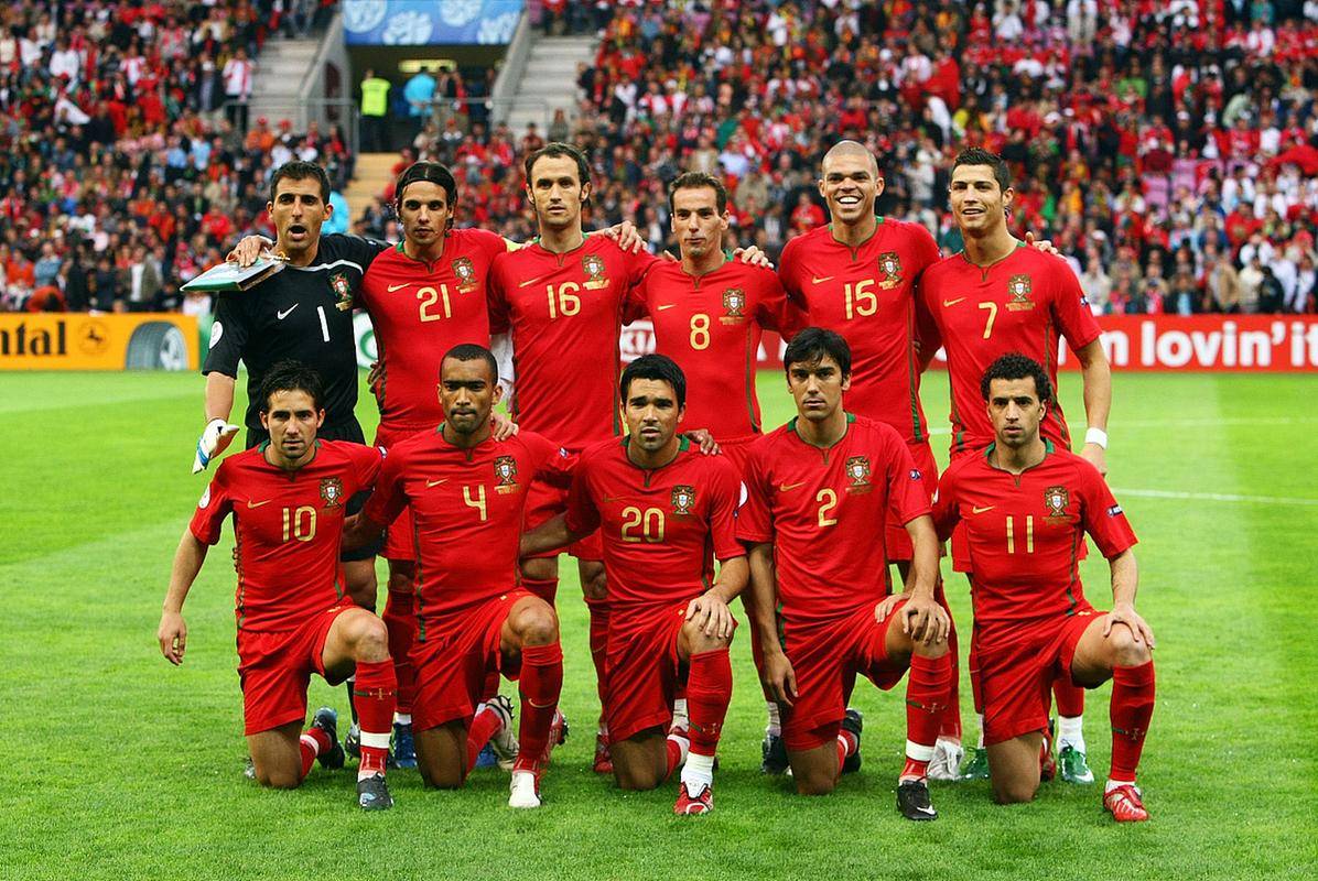 关于欧国联赛争夺激烈，球队拼尽全力的信息