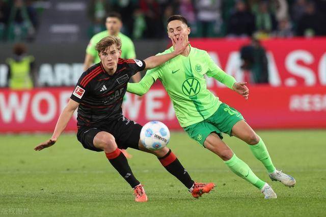 关于沃尔夫斯堡客场战胜对手，保持不败纪录的信息