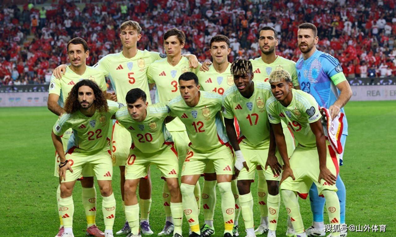 意大利勉强不败西班牙，领跑小组支撑的简单介绍