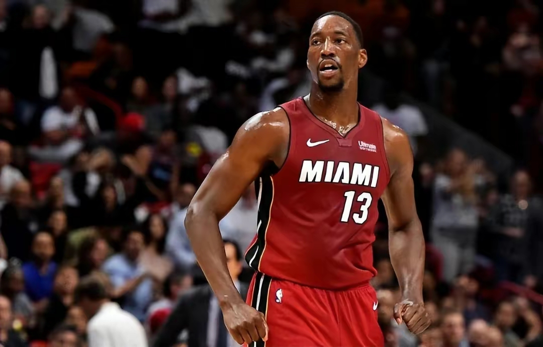 凯尔特人队力克森林狼队，全队发挥出色