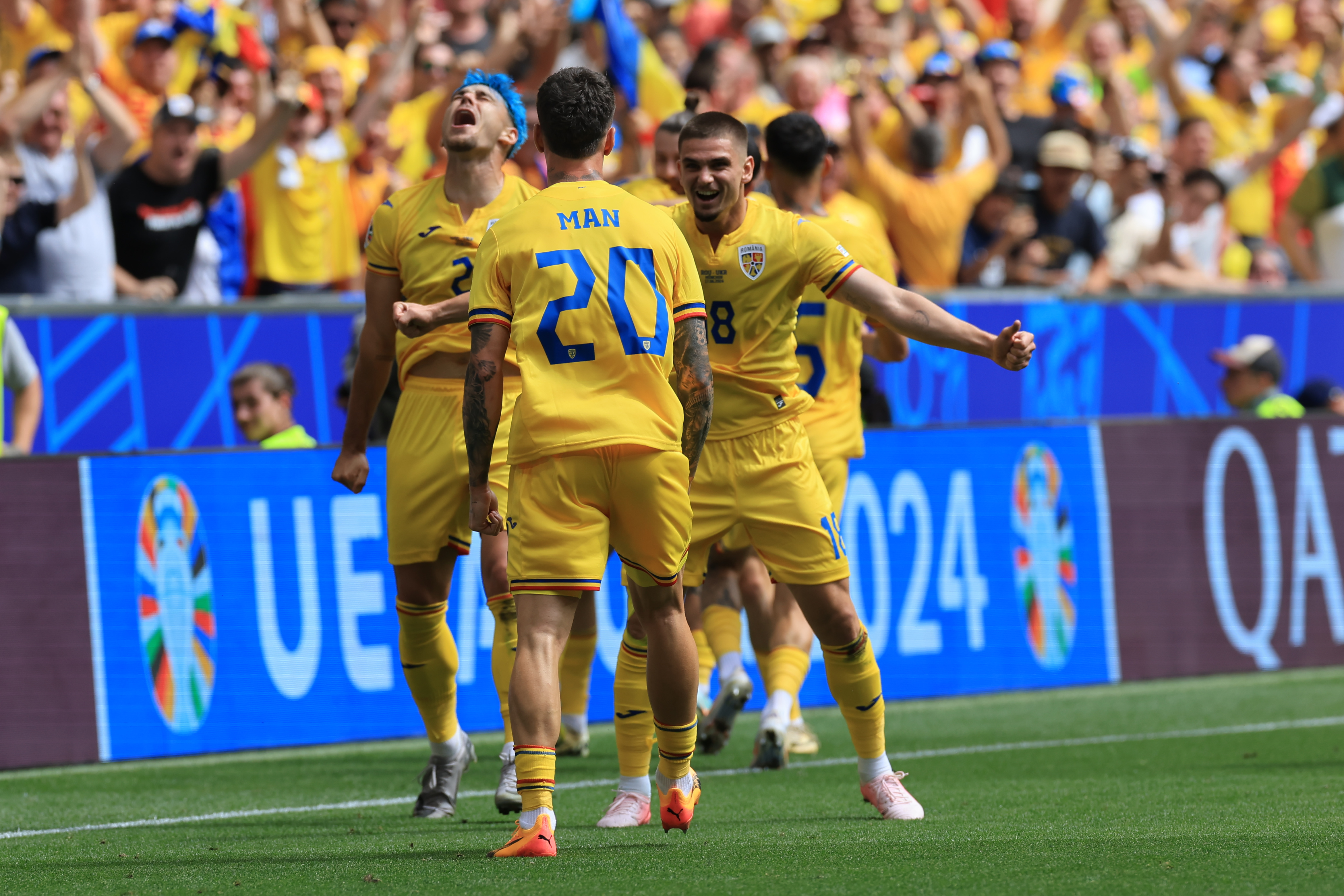 关于乌克兰国家队获得胜利赢下比赛的信息